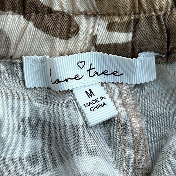 Love Tree Elastic Waist Pull On Camouflage Camo Shorts Tan Brown Sz Medium - Picture 5 of 6